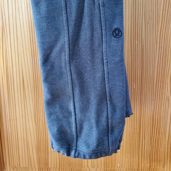 Lululemon sweatpants - Picture 8 of 8